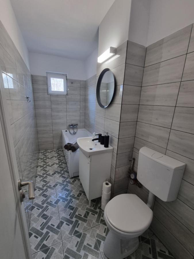 Lacul Tei Aparthotel Bukarest Kültér fotó